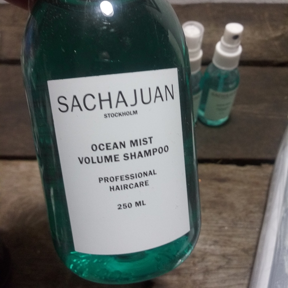 Sachajuan Haircare set - Picture 3 of 5